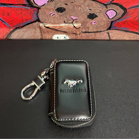 CAR KEY CASE WITH CAR LOGO F0R MUSTANG - Picture 4 of 7